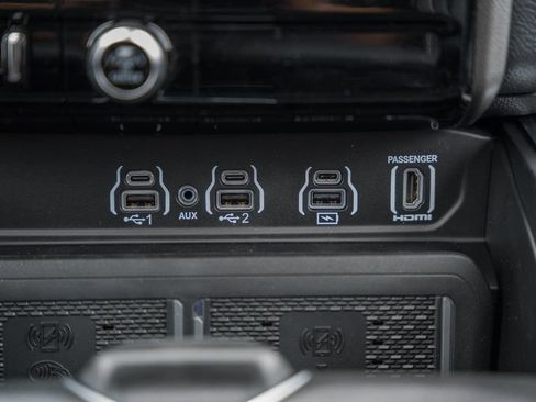 New 2026 RAM 1500 Laramie AWD/4WD image 27
