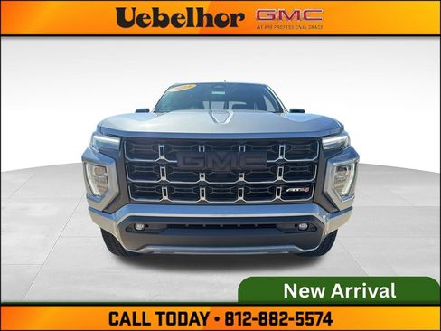 Used 2024 GMC Canyon AT4 w/ AT4 Premium Package AWD/4WD image 12