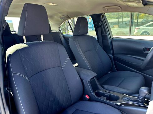 Used 2023 Toyota Corolla LE image 7