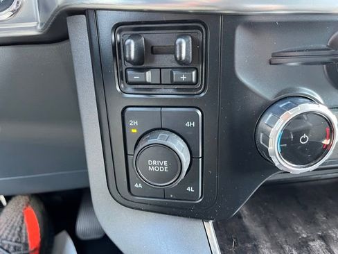 Used 2023 Ford F150 Lariat w/ Bed Utility Package AWD/4WD image 12