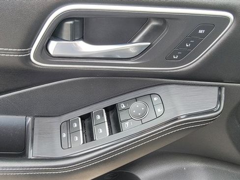 Used 2021 Nissan Rogue SL w/ Premium Package image 21