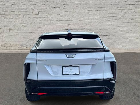 Certified 2026 Cadillac Lyriq Sport AWD/4WD image 4