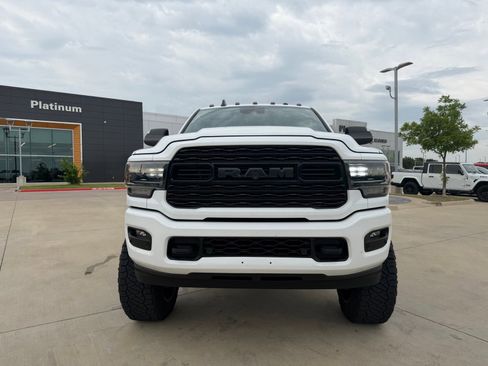 Used 2022 RAM 2500 Limited AWD/4WD image 10
