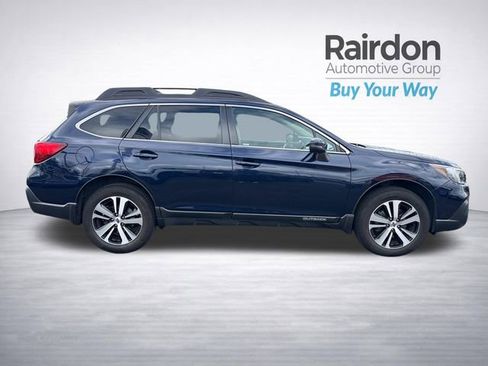 Used 2018 Subaru Outback 2.5i Limited w/ Popular Package #2 image 9