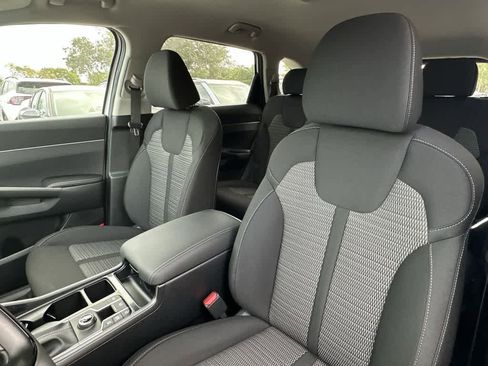 New 2026 Kia Sorento LX FWD image 14