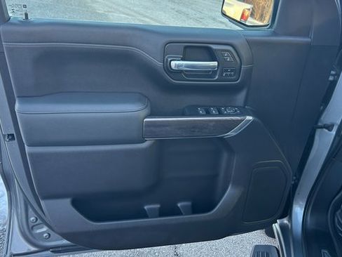 Used 2022 Chevrolet Silverado 1500 LTZ image 15