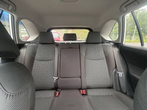 Used 2024 Toyota RAV4 XLE AWD/4WD image 13