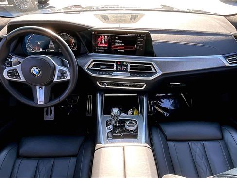 Used 2022 BMW X6 xDrive40i w/ Executive Package image 15