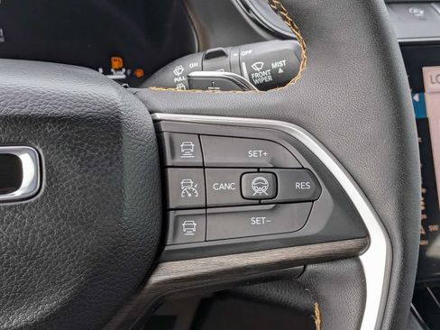 New 2026 Jeep Grand Cherokee L Limited AWD/4WD image 24