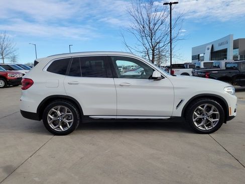 Used 2021 BMW X3 sDrive30i w/ Premium Package image 2