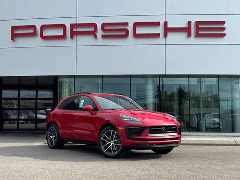 New 2026 Porsche Macan AWD/4WD image 17