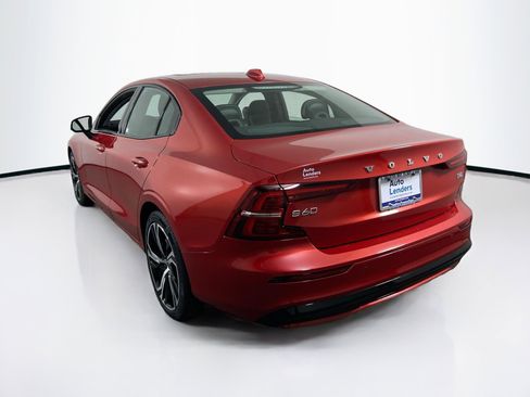 Used 2023 Volvo S60 B5 Core image 7
