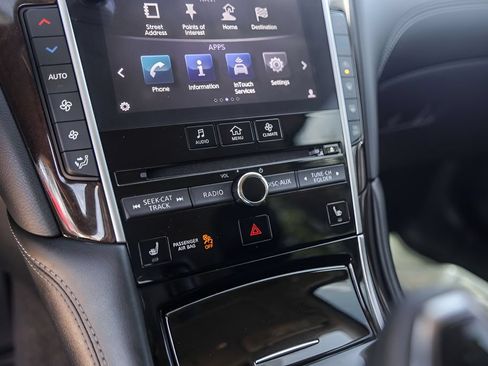 Used 2018 INFINITI Q50 Luxe w/ Sensory Package (Luxe) AWD/4WD image 21