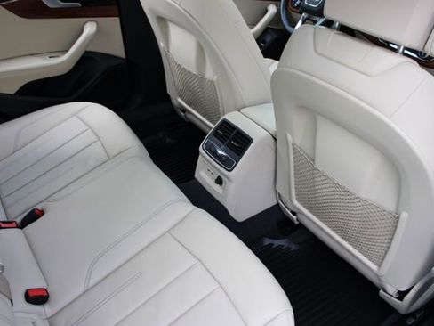 Used 2021 Audi A4 2.0T Premium Plus image 14