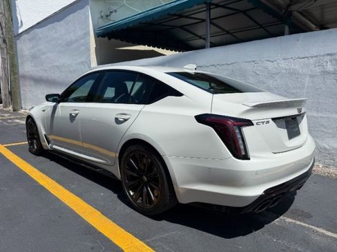 Used 2022 Cadillac CT5 V Blackwing w/ Parking Package RWD image 3