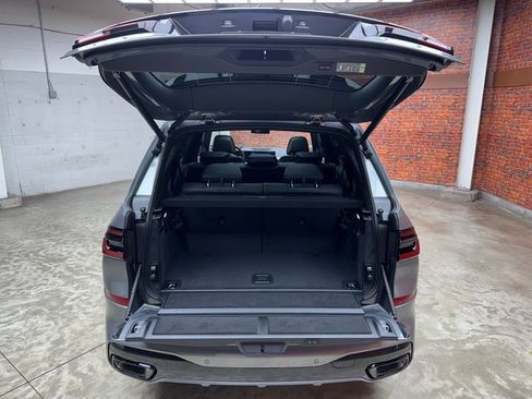 New 2026 BMW X7 xDrive40i w/ M Sport Package image 28