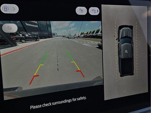 Used 2025 Ford F150 Platinum w/ FX4 Off-Road Package image 13