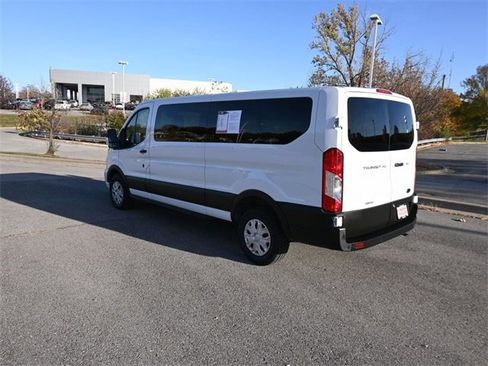 Used 2023 Ford Transit 350 XLT image 4