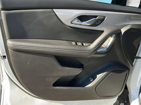 Used 2023 Chevrolet Blazer LT image 10