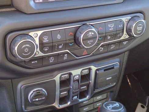 Used 2018 Jeep Wrangler Unlimited Moab w/ Quick Order Package 24M Moab image 19