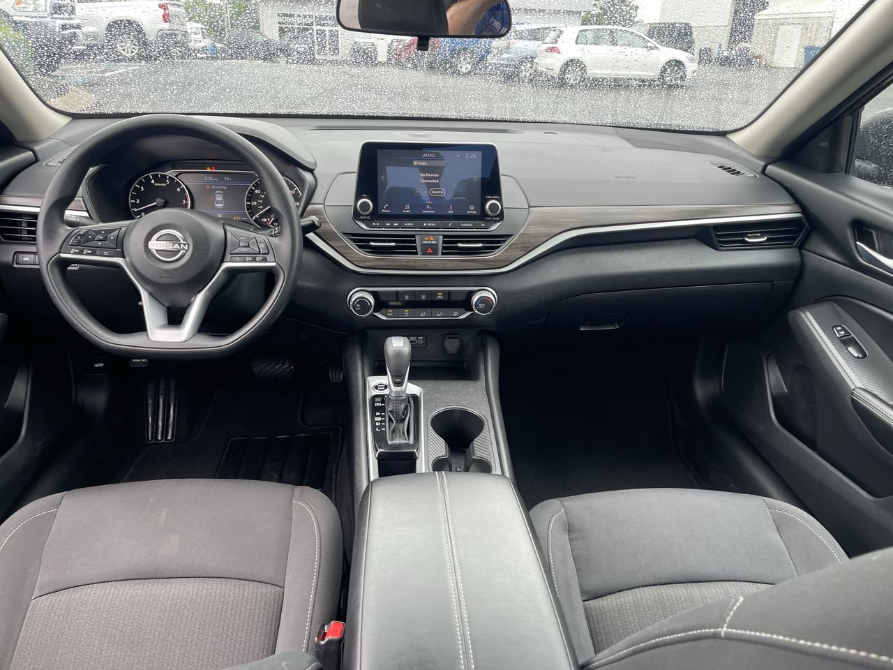 Used 2025 Nissan Altima 2.5 SV FWD image 19