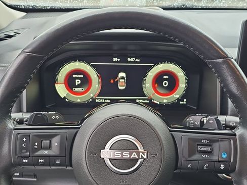 Certified 2024 Nissan Rogue SL image 21