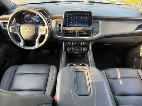 Used 2024 Chevrolet Tahoe LT w/ Luxury Package AWD/4WD image 9