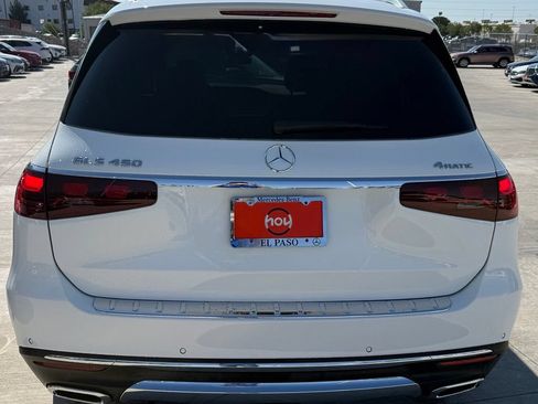 Used 2025 Mercedes-Benz GLS 450 4MATIC image 8