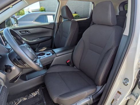 Used 2024 Nissan Rogue S AWD/4WD image 15