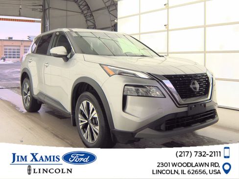 Used 2023 Nissan Rogue SV image 1
