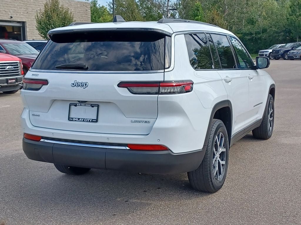 Used 2024 Jeep Grand Cherokee L Limited AWD/4WD image 4