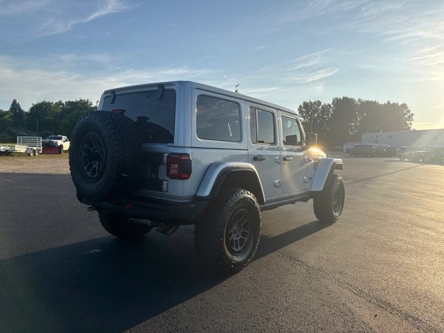 Used 2023 Jeep Wrangler Unlimited Rubicon 392 w/ Xtreme Recon 35" Tire Package AWD/4WD image 7
