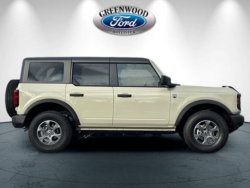 New 2025 Ford Bronco Big Bend image 3