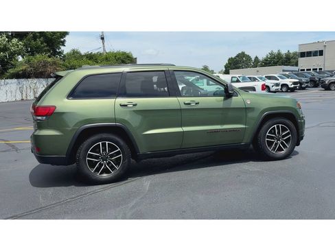 Used 2020 Jeep Grand Cherokee Trailhawk w/ Premium Lighting Group AWD/4WD image 8