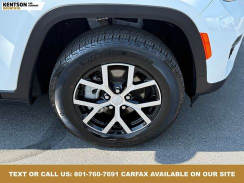 Used 2024 Jeep Grand Cherokee Limited image 13
