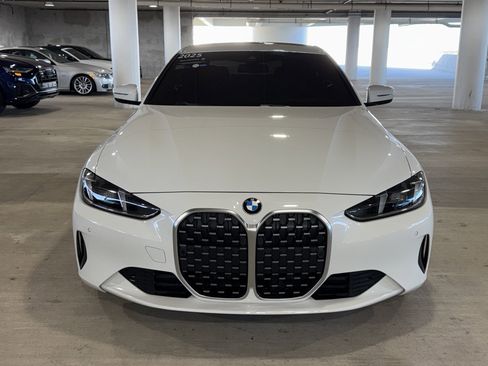 Certified 2025 BMW 430i Coupe w/ Convenience Package image 3