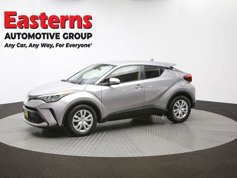 Used 2020 Toyota C-HR LE image 54
