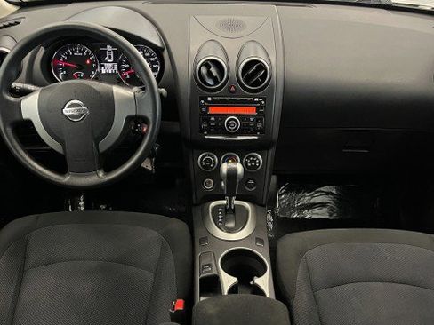 Used 2014 Nissan Rogue S image 17