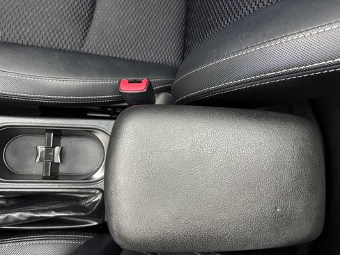 Used 2018 Subaru Forester 2.5i Premium w/ Popular Package #2 AWD/4WD image 32