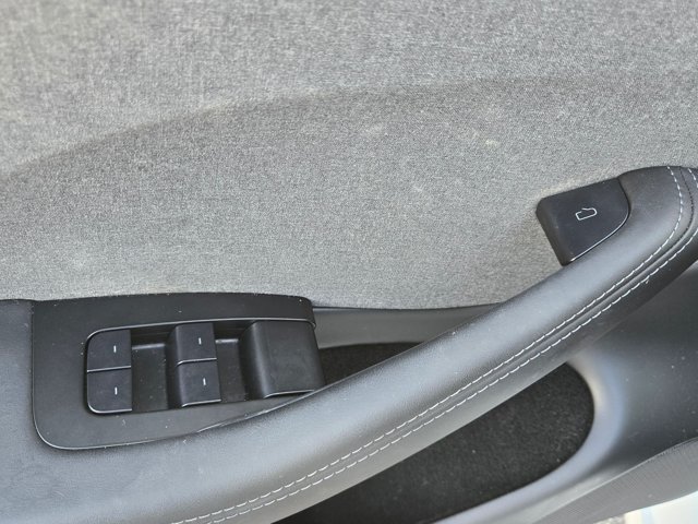 Used 2025 Tesla Model 3 Long Range RWD image 10