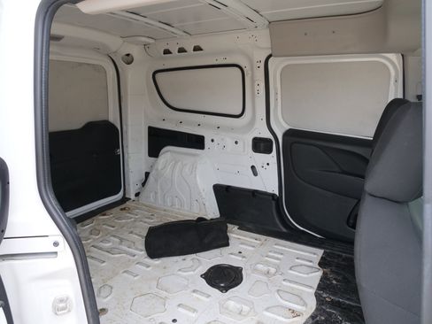 Used 2019 RAM ProMaster City Tradesman image 15