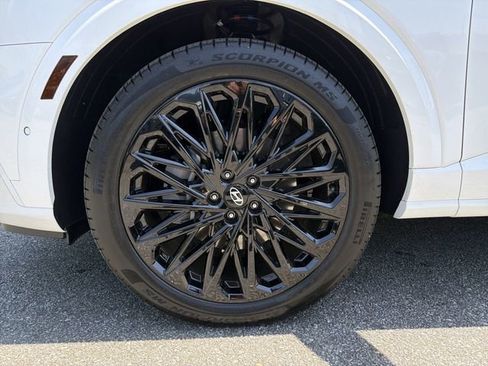 New 2026 Hyundai Palisade Calligraphy FWD image 11