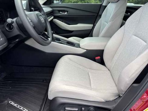 New 2025 Honda Accord SE image 21