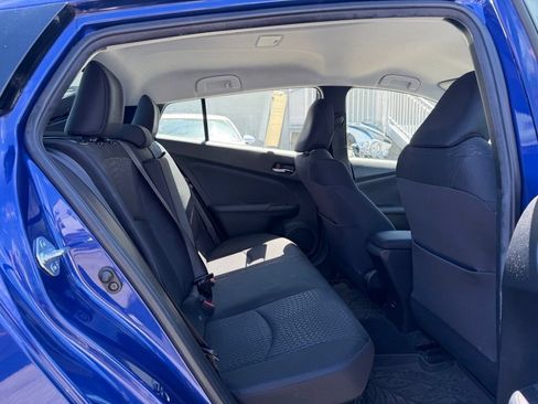 Used 2016 Toyota Prius Two FWD image 9