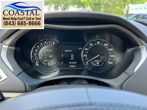 Used 2017 Lincoln MKZ Premiere FWD image 18