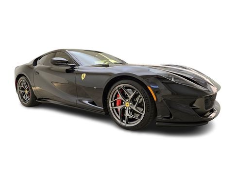 Used 2020 Ferrari 812 Superfast image 3