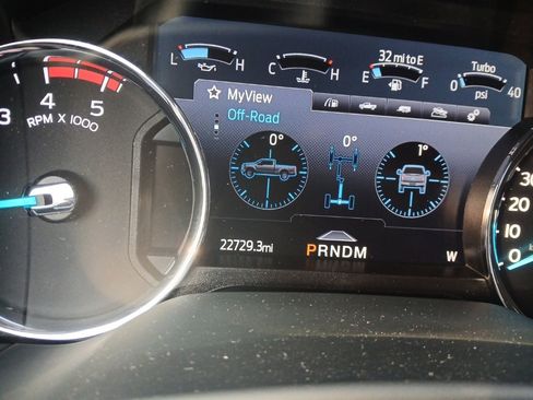 Used 2022 Ford F250 Lariat image 12