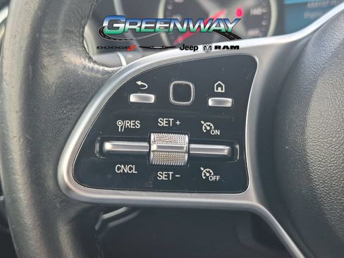 Used 2020 Mercedes-Benz GLC 300 4MATIC image 23