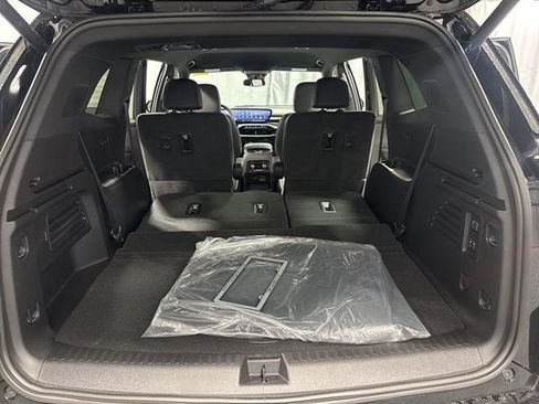 New 2025 Buick Enclave Sport Touring w/ Power Package image 19