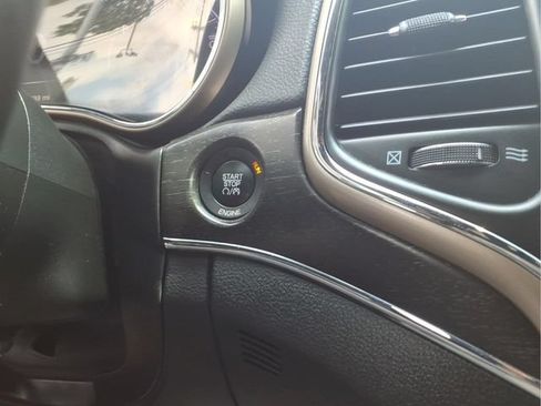 Used 2016 Jeep Grand Cherokee Limited RWD image 21